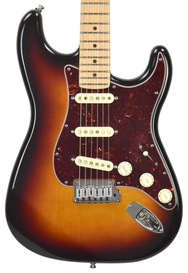 Used 1990 Fender USA Strat Plus in 3 Tone Sunburst E919971