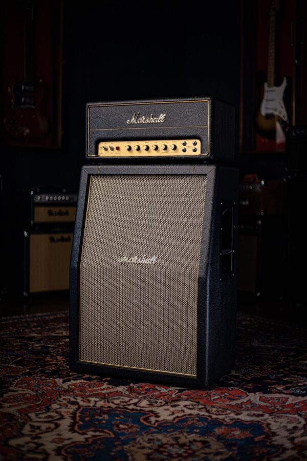 Marshall SV20H Studio Vintage 20/5 Watt Tube Head and SV212 Studio Vintage 2x12" Vertical Extension Cabinet