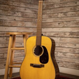 Martin D-18E 2020 Acoustic-Electric Guitar with LR Baggs Anthem Electronics - Natural