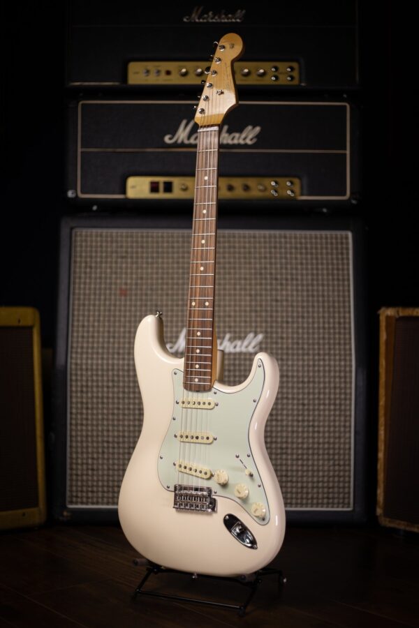 Fender Vintera '60's Stratocaster Modified Electric Guitar - Olympic White