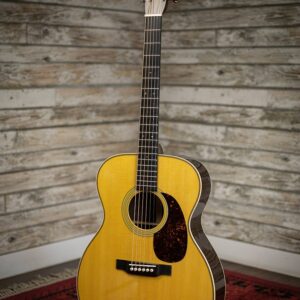 Martin 000-28 Acoustic Guitar - Aging Toner
