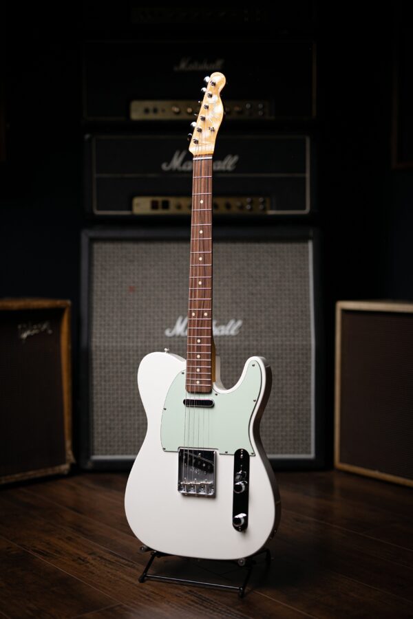 Fender Classic Player ‘60s Telecaster Electric Guitar - Olympic White