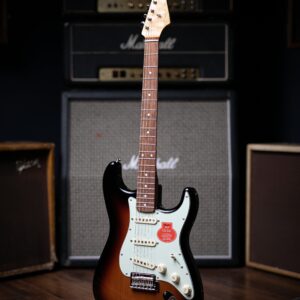 Fender Classic Player '60s Stratocaster Electric Guitar - 3 Color Sunburst