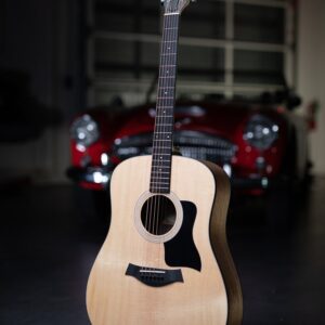 Taylor 110e Sitka Walnut Acoustic-Electric Guitar - Natural