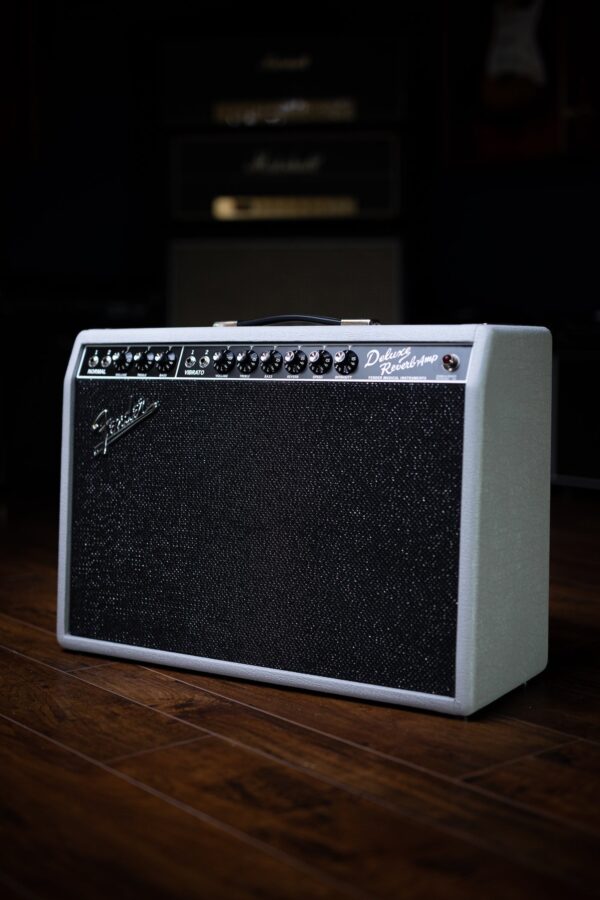 Fender '65 Deluxe Reverb 2020 Limited Edition Redback Speaker Combo Amp