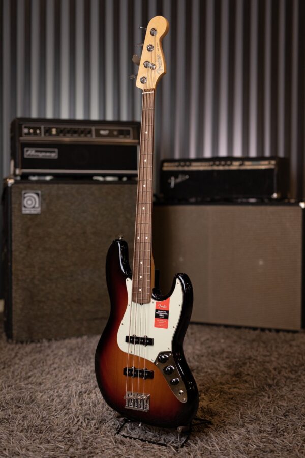 Fender American Professional Jazz Bass - 3-Tone Sunburst