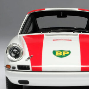 Amalgam Collection - 1967 Porsche 911R 1:18 Scale